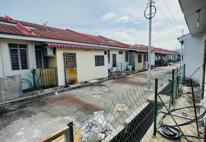 TAMAN GAMBANG DAMAI/DESA HIJAUAN