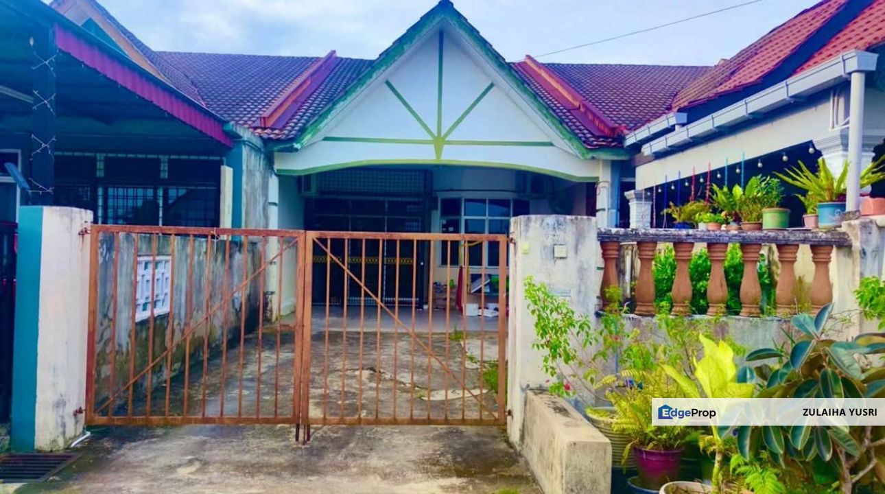 [3Biji Kereta]Taman Ghulan Gong Pauh Kemaman, Terengganu, Kemaman