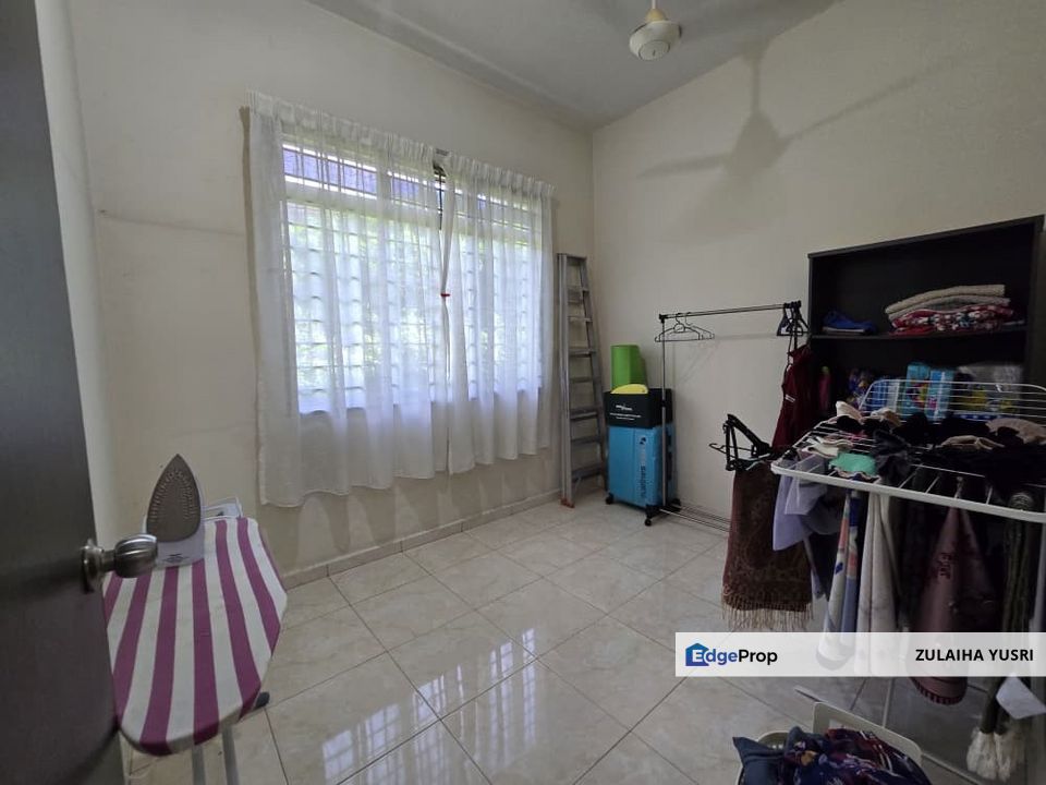 Semi-D Taman Kristal Sungai Karang Darat Kuantan, Pahang, Kuantan