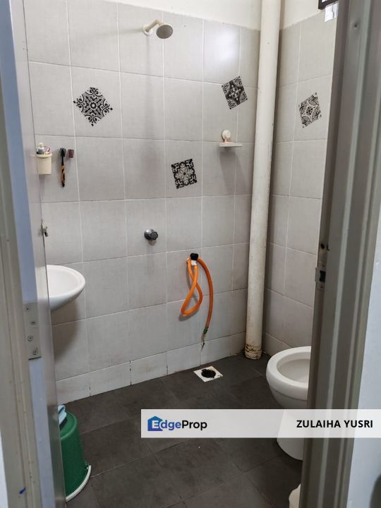 Endlot 1 1/2 Storey Cherating Kuantan, Pahang, Balok