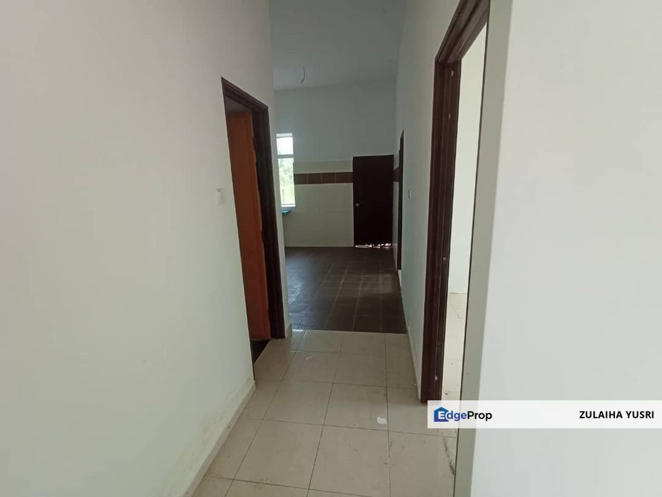 [Cornerlot]Semi-D Taman Keledang Aman Pekan, Pahang, Pekan