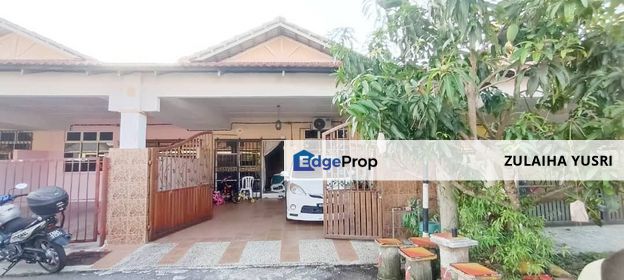 Taman Mahkota Permai Batu 11 Kuantan , Pahang, Kuantan