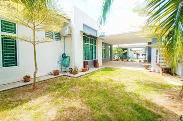 TAMAN BATU HITAM DAMAI