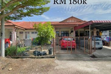 Taman Sri Bayu Kg Jubakar Pantai Tumpat Kelantan