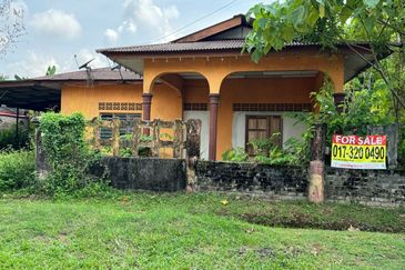 KAMPUNG CHENGAL LEMPONG