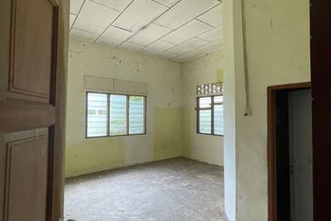 KAMPUNG CHENGAL LEMPONG