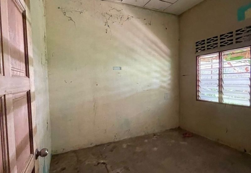 KAMPUNG CHENGAL LEMPONG