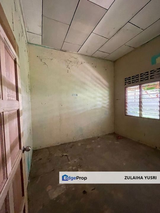 Bungalow Kampung Chengal Lempong Kuantan, Pahang, Kuantan