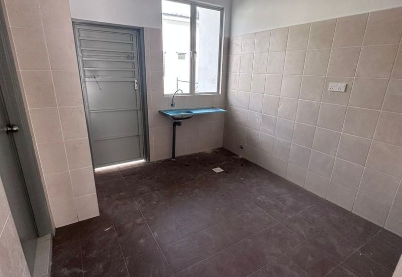 TAMAN PANDAN AMAN PECAHAN LOT 40619