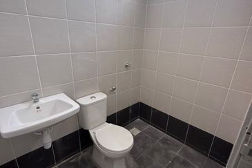 TAMAN PANDAN AMAN PECAHAN LOT 40619