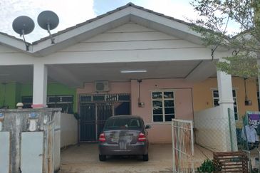 TAMAN DESA BANGAU (DESA TELOK IRA)