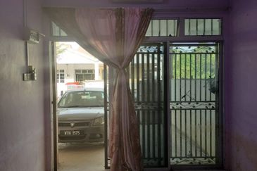 TAMAN DESA BANGAU (DESA TELOK IRA)