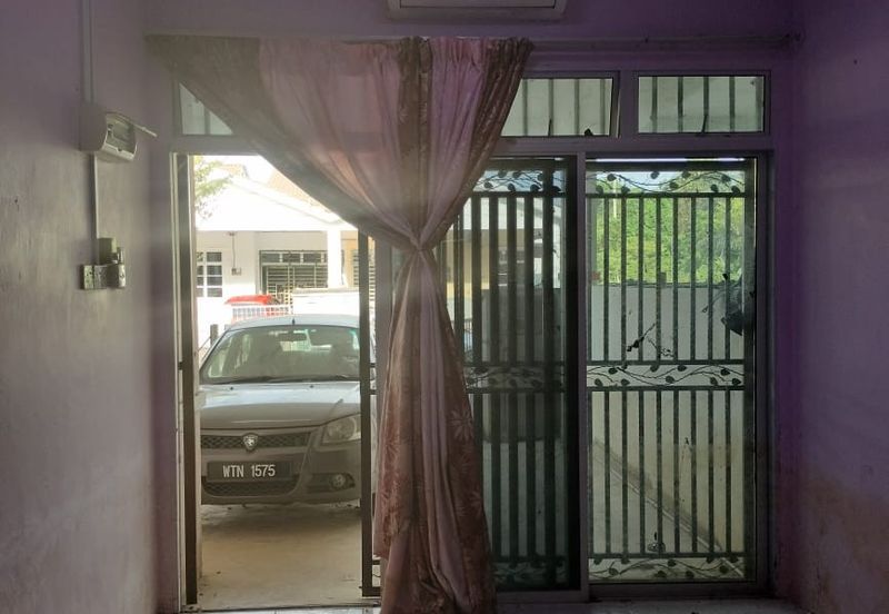 TAMAN DESA BANGAU (DESA TELOK IRA)