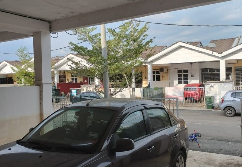 TAMAN DESA BANGAU (DESA TELOK IRA)