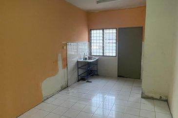 TAMAN GAMBANG DAMAI/DESA HIJAUAN