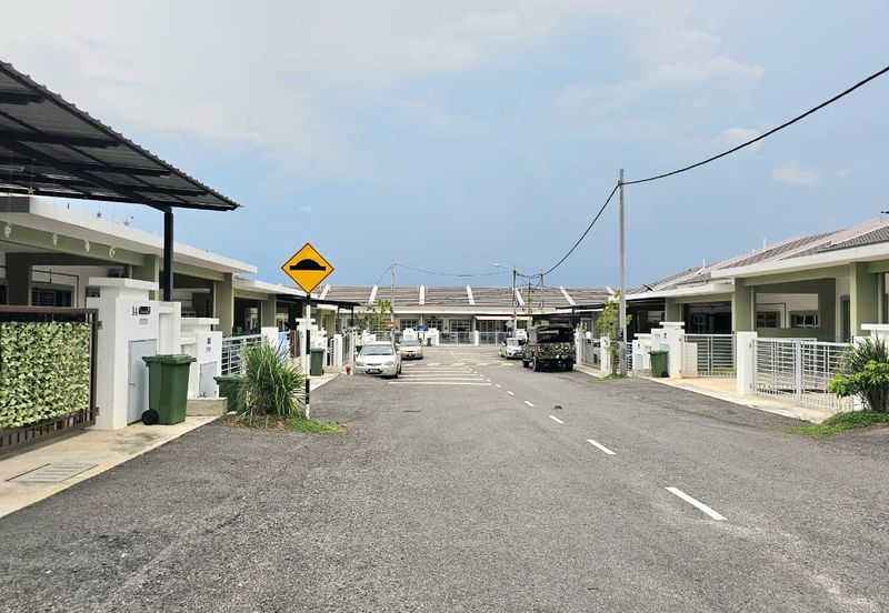 TAMAN KELADAN BAIDURI