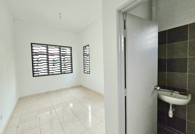 TAMAN KELADAN BAIDURI