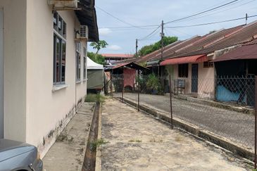 Endlot Taman Mesra Pekan