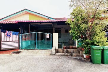 Taman Seri Mahkota Aman