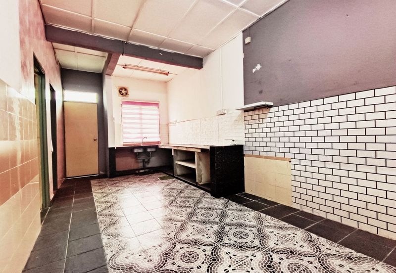 Taman Seri Mahkota Aman