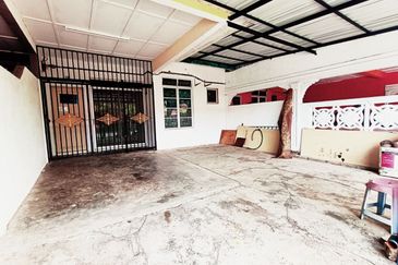 Taman Seri Mahkota Aman