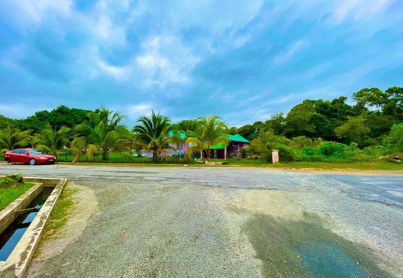 Taman Sri Pekan Nanas