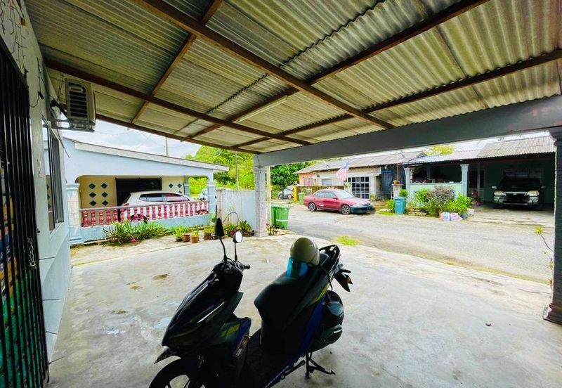 Taman Sri Pekan Nanas