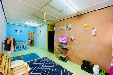 Taman Sri Pekan Nanas