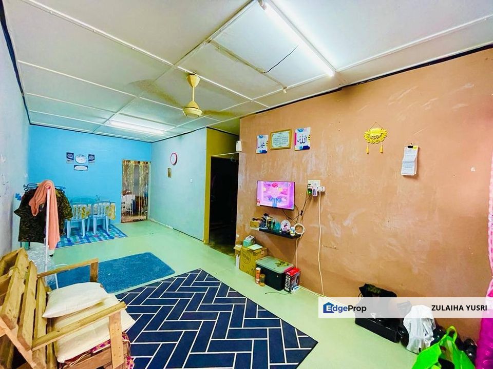 Semi-D Taman Sri Pekan Baru Pahang, Johor, Pekan Nanas (Pekan Nenas)