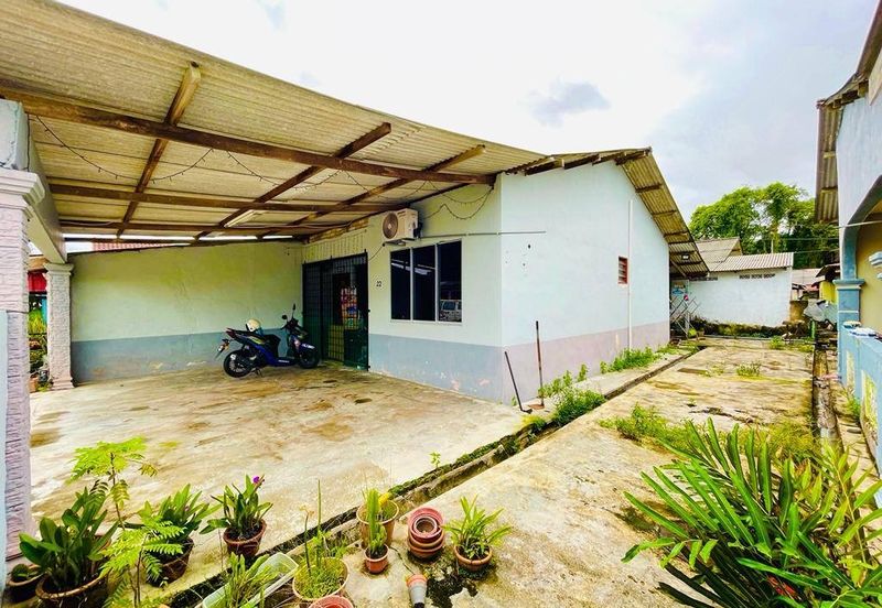 Taman Sri Pekan Nanas