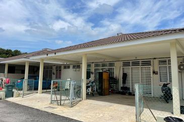 TAMAN GAMBANG DAMAI/DESA HIJAUAN