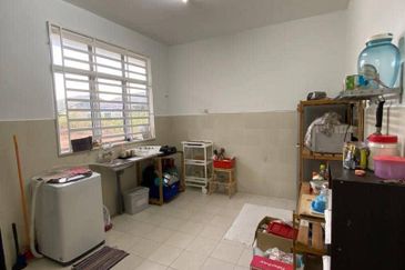 PERKAMPUNGAN GAMBANG JAYA (TAMAN RAKYAT)