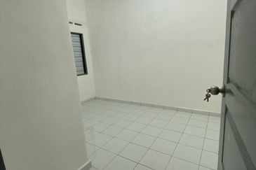 Taman Seri Mahkota Aman