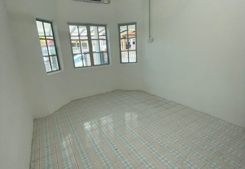 Taman Seri Mahkota Aman