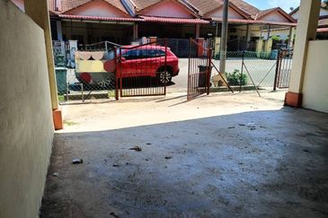 SUNGAI KARANG DARAT I