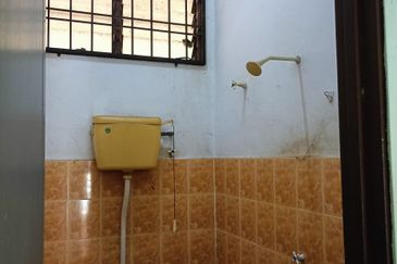 SUNGAI KARANG DARAT I