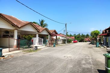 SUNGAI KARANG DARAT I