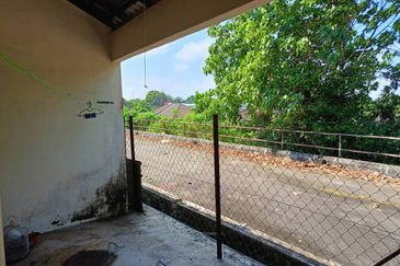 SUNGAI KARANG DARAT I