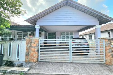 Semi-D Taman Bukit Kuang Sejahtera 1 Kemaman