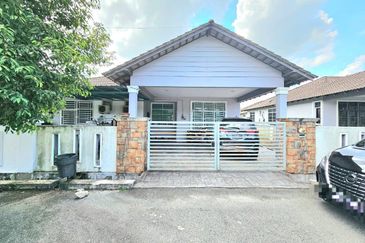 Semi-D Taman Bukit Kuang Sejahtera 1 Kemaman