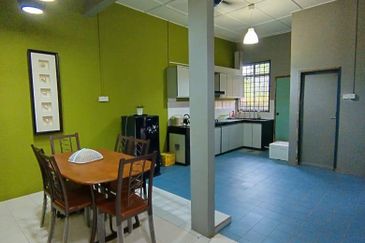 TAMAN BATU HITAM DAMAI