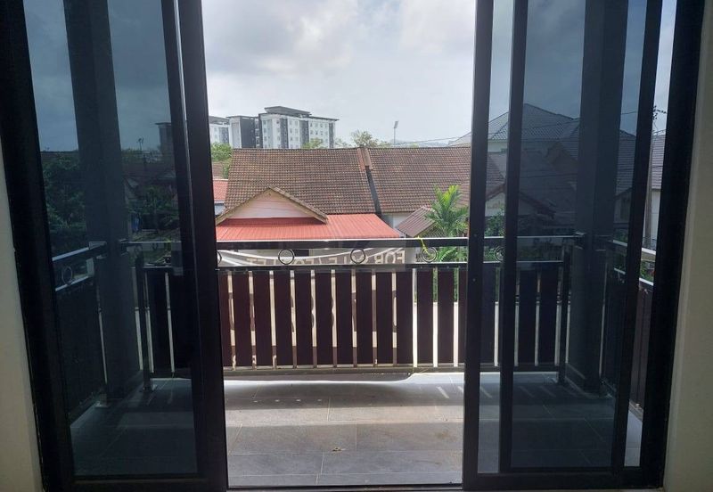 Semi-D Kg Telaga Batin Kuala Nerus Terengganu