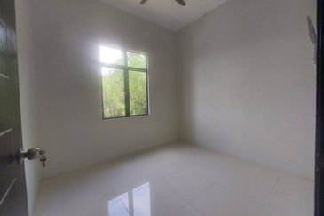 Semi-D Kg Telaga Batin Kuala Nerus Terengganu