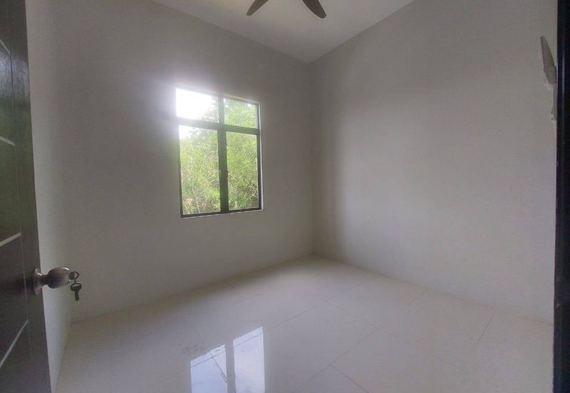 Semi-D Kg Telaga Batin Kuala Nerus Terengganu