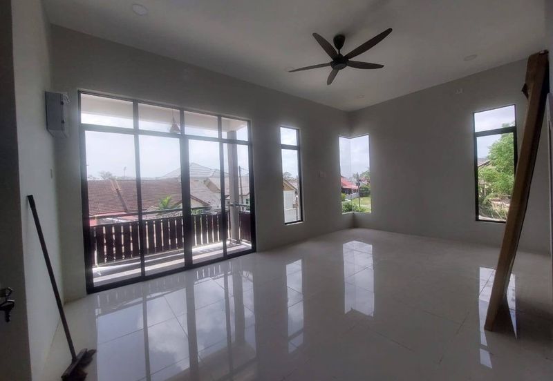 Semi-D Kg Telaga Batin Kuala Nerus Terengganu