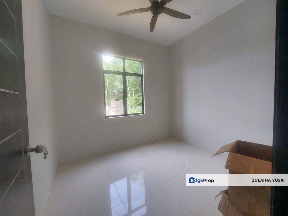 Semi-D Kg Telaga Batin Kuala Nerus Terengganu, Terengganu, 