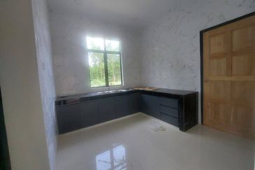 Semi-D Kg Telaga Batin Kuala Nerus Terengganu