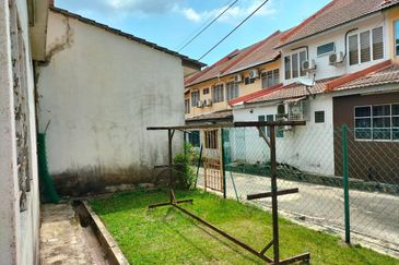 PERUMAHAN SERI SETALI