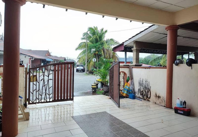 TAMAN BATU HITAM DAMAI