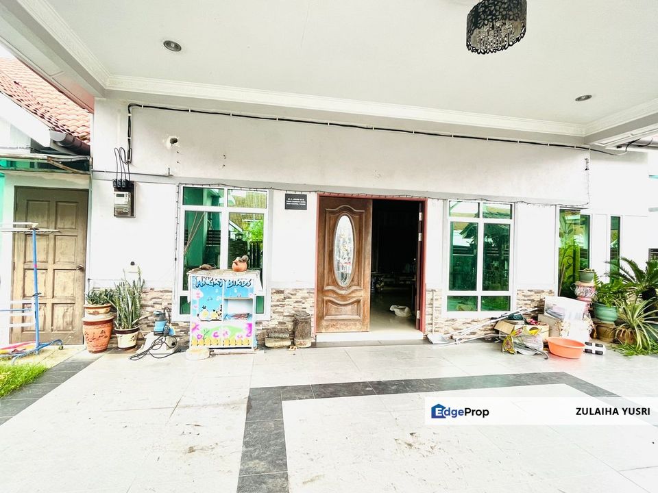 [Renovation]Semi-D Gambang Damai Kuantan, Pahang, Kuantan